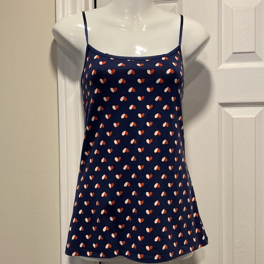 ANN TAYLOR Navy Red & White Heart Design Stretch Camisole - Size M.